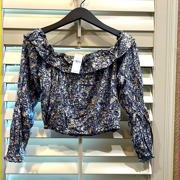 American Eagle Outfitters Tops - American Eagle Off The Shoulder Blouse